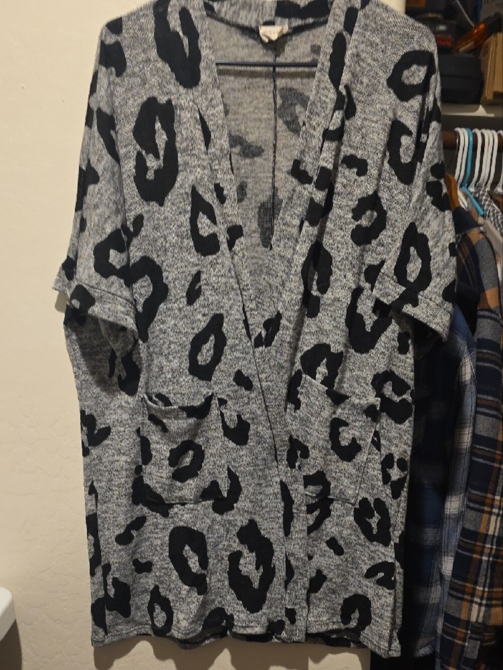 Lovely Melody Gray and Black Leopard Print Lightweight Cardigan - Picture 6 of 8
